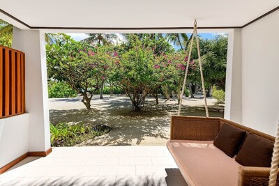 Sheraton Maldives Full Moon Resort & Spa - Deluxe Room, 2 Double Beds (Island, View)