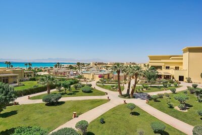 Sheraton Soma Bay Resort - Room, 1 King Bed, Partial Sea View
