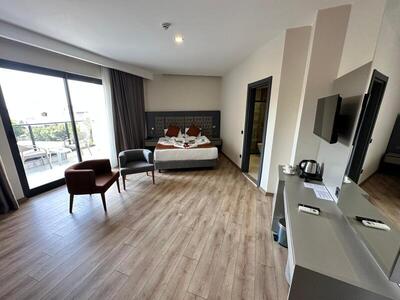 SiDE GOLDEN ROCK HOTEL&SPA - Standard Suite
