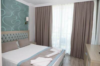Side Lowe Hotel - Standard Single Room - Pool View