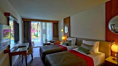 Side Star Elegance Hotel - Double Or Twin Room With Swimming Pool Access