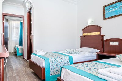 Side Sunberk Hotel - Family Quadruple Room, 2 Bedrooms - Garden View