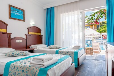 Side Sunberk Hotel - Family Quadruple Room, 2 Bedrooms - Garden View