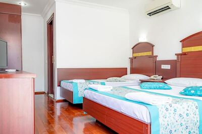 Side Sunberk Hotel - Standard Triple Room - Courtyard View