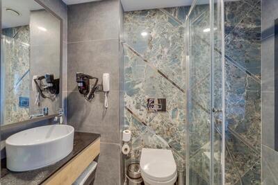 SIGNATURE BLUE RESORT - Deluxe Double Room