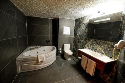 SIGNATURE GARDEN AVANOS Hotel & SPA - Suite