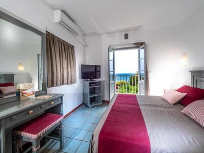 Silva Beach Hotel - Family Room - Annex