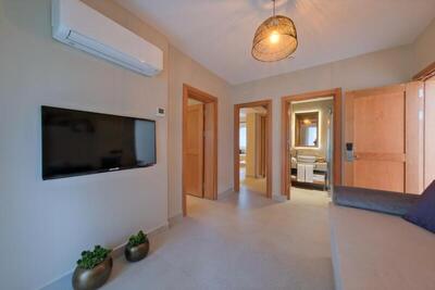 Siu Collection - Family Suite