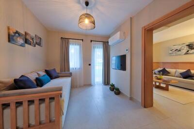 Siu Collection - Family Suite