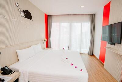 SLEEP WITH ME HOTEL design hotel @ patong (SHA Plus+) - Superior Premium 