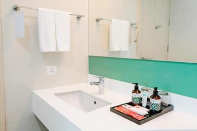 SLEEP WITH ME HOTEL design hotel @ patong (SHA Plus+) - Deluxe Double Room with Spa Bath 