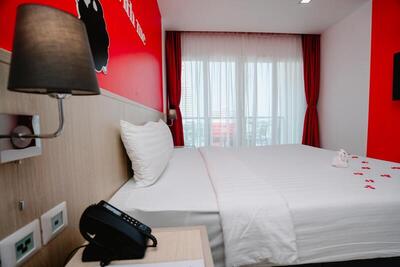 SLEEP WITH ME HOTEL design hotel @ patong (SHA Plus+) - Superior Double or Twin Room