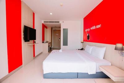 SLEEP WITH ME HOTEL design hotel @ patong (SHA Plus+) - Superior Double or Twin Room