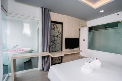 SLEEP WITH ME HOTEL design hotel @ patong (SHA Plus+) - Suite