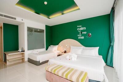 SLEEP WITH ME HOTEL design hotel @ patong (SHA Plus+) - Deluxe Triple Room