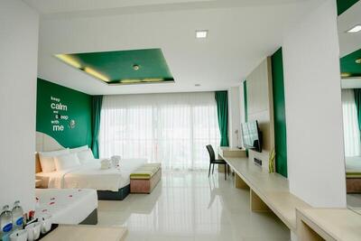 SLEEP WITH ME HOTEL design hotel @ patong (SHA Plus+) - Deluxe Triple Room