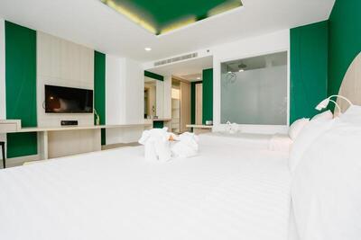 SLEEP WITH ME HOTEL design hotel @ patong (SHA Plus+) - Deluxe Triple Room