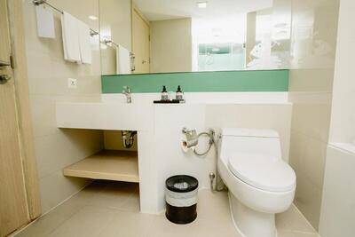 SLEEP WITH ME HOTEL design hotel @ patong (SHA Plus+) - Deluxe Double Room with Spa Bath 
