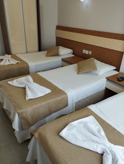 Soleil Otel - Standard Triple Room - Garden View