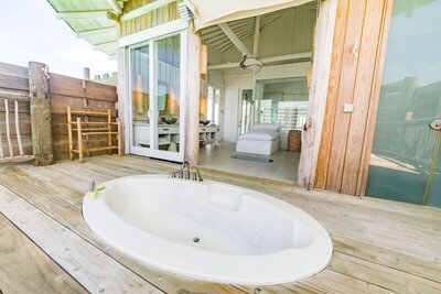 Soneva Jani - 3 Bedroom Water Retreat with Slide