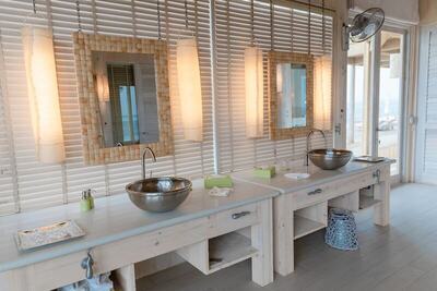 Soneva Jani - 4 Bedroom Water Reserve with Slide