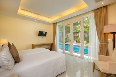 Splash Beach Resort, Mai Khao, Phuket - Villa - Pool View