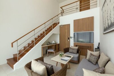 Splash Beach Resort, Mai Khao, Phuket - 3 Bedroom Penthouse Pool Suite - Garden View