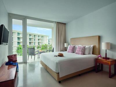 Splash Beach Resort, Mai Khao, Phuket - 1 Bedroom Suite With Kitchen And Balcony - Garden View