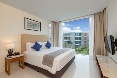 Splash Beach Resort, Mai Khao, Phuket - Deluxe Room, 1 King Bed, Balcony - Garden View