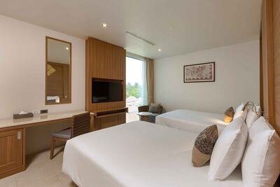 Splash Beach Resort, Mai Khao, Phuket - 3 Bedroom Residence With Balcony - Garden View