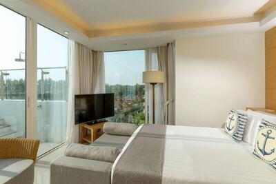 Splash Beach Resort, Mai Khao, Phuket - 3 Bedroom Penthouse Pool Suite With Kitchen - Garden View