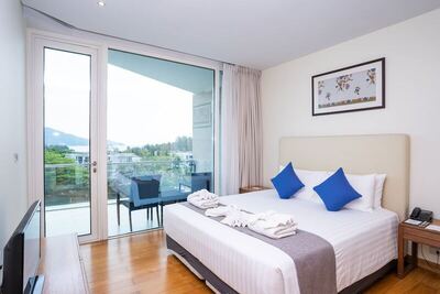 Splash Beach Resort, Mai Khao, Phuket - Deluxe Room, 1 King Bed, Balcony - Garden View