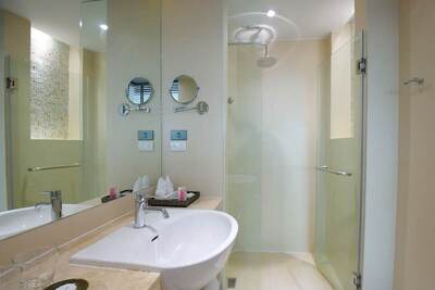 Splash Beach Resort, Mai Khao, Phuket - Executive Room, 1 King Bed, Balcony - Resort View