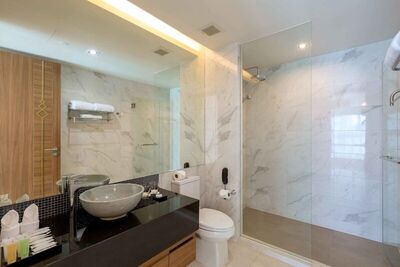 Splash Beach Resort, Mai Khao, Phuket - 3 Bedroom Residence With Balcony - Garden View