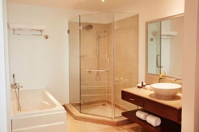 STEIGENBERGER MAKADI HOTEL ( EX  JAZ MAKADI BAYVIE - Superior Room (Queen Or Twin Bed, Bay Or Golf View)