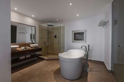 STEIGENBERGER MAKADI HOTEL ( EX  JAZ MAKADI BAYVIE - Executive Suite, 1 Queen Bed (Bay Or Golf View)