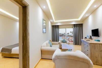 SUNRISE Alma Bay Resort - Junior Suite