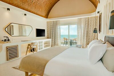 SUNRISE Anjum Resort - Superior Room