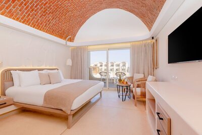 SUNRISE Anjum Resort - Family Room Bunk Bed