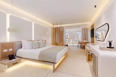 SUNRISE Anjum Resort - Junior Suite