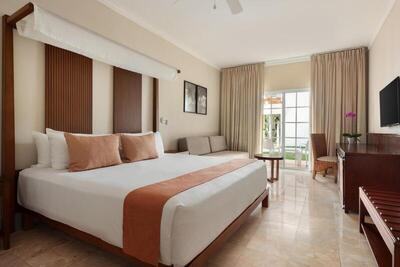 Sunscape Coco Punta Cana - Superior Deluxe Tropical View Double