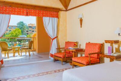 The Grand Resort - Deluxe Room