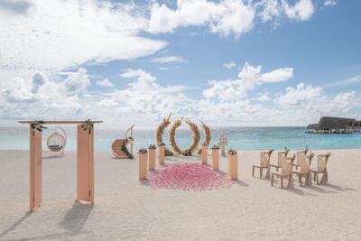 The St. Regis Maldives Vommuli Resort, Дхаалу Атол, Малдиви