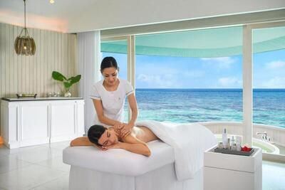 The St. Regis Maldives Vommuli Resort, Дхаалу Атол, Малдиви