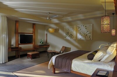 Trou aux Biches Beachcomber Golf Resort & Spa - Beachfront Senior Pool Suite