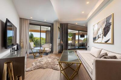 Unique Life Style Hotel - King Suite With Sea View