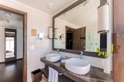 Veligandu Maldives Resort Island - Ocean Jacuzzi Villa