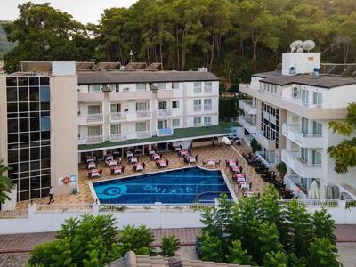 Viking Express Hotel - Double Room With Balcony (2 Adults + 1 Child)