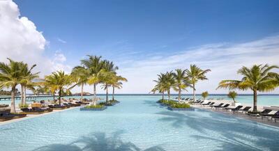 Villa Nautica Paradise Island Resort, Северен Мале Атол, Малдиви