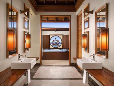 Villa Nautica Paradise Island Resort - One Bedroom Ocean Suite With Pool